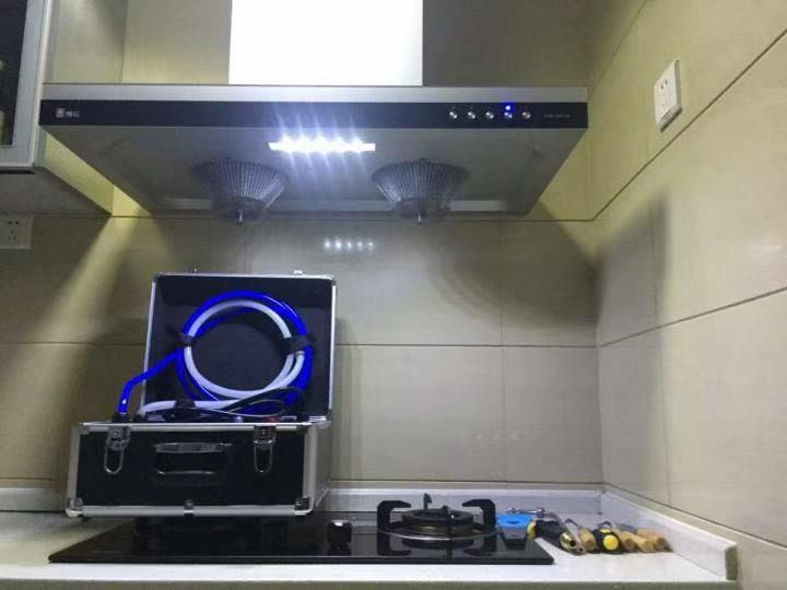 感覺家里瓷磚地板發(fā)黃總是擦不干凈怎么辦？