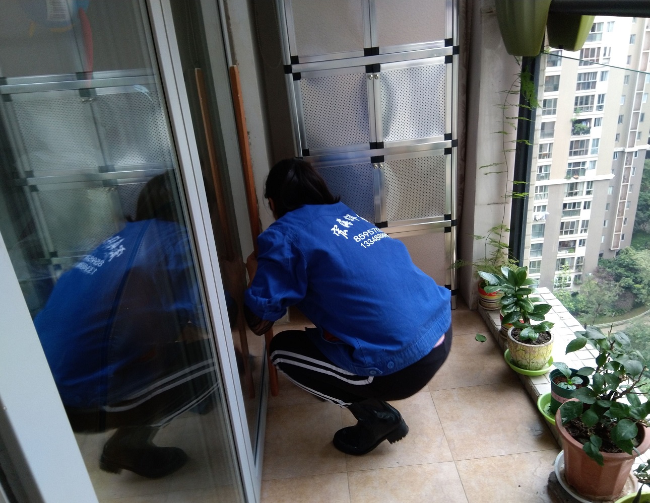 不同的保潔公司，使用清潔劑和工具的質量不同