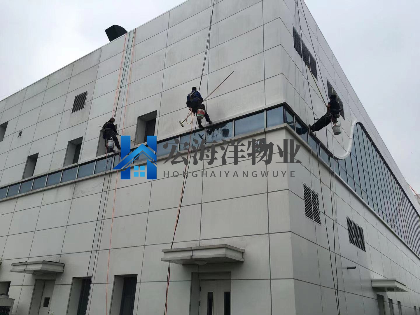 成都工程開荒保潔是保潔之中最重要的一個部分